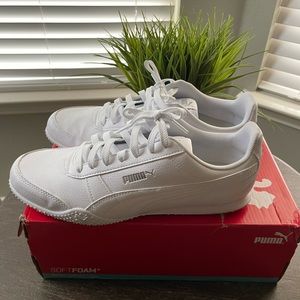 Puma Bella sneakers